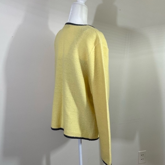 Bridgetown Collection sz lg sweater 100% wool yellow with gray accent trim - Picture 10 of 14